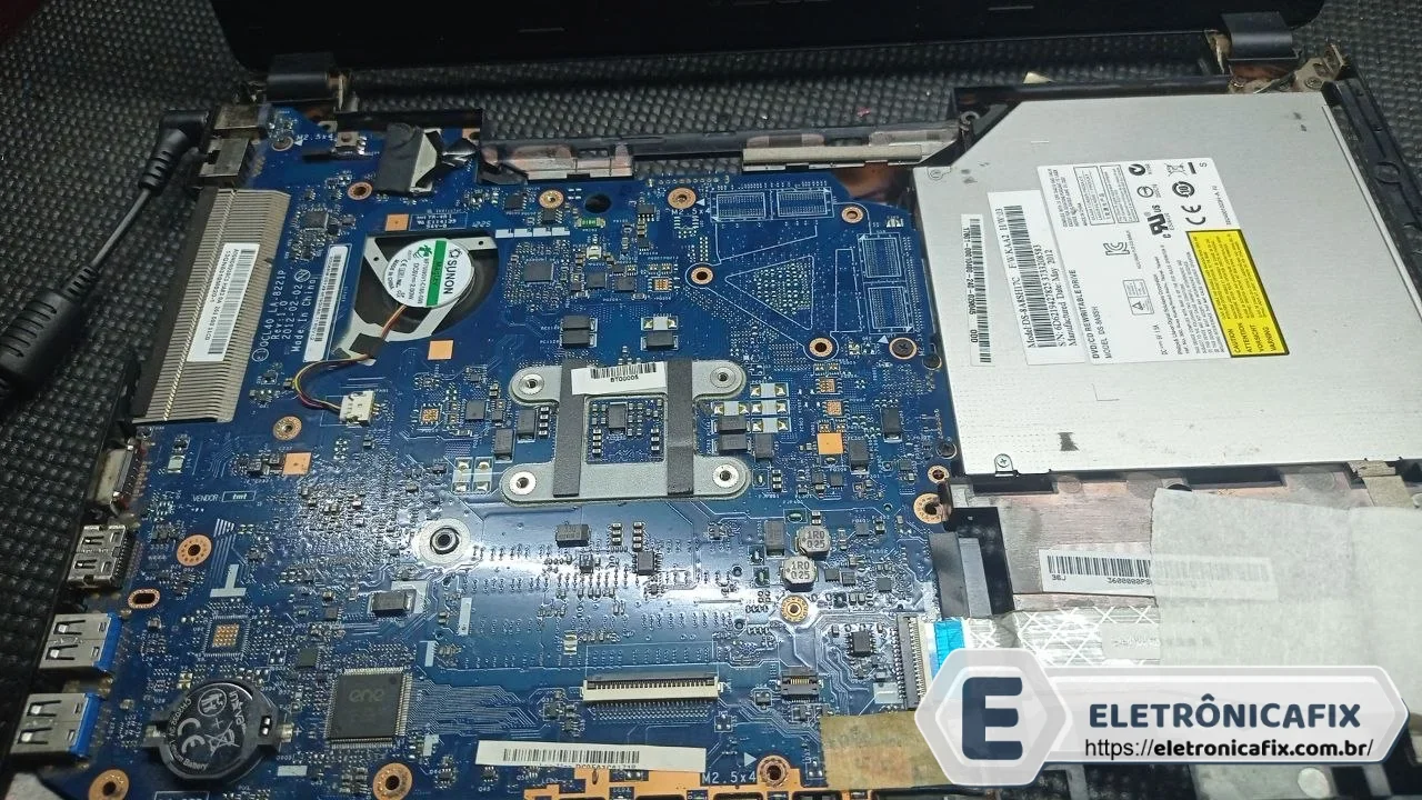 ASUS A45A - I5 3210M - QCL40 LA-8221P REV.0 2012-02-02
